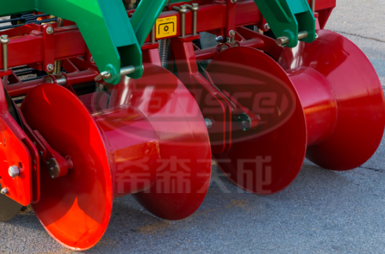 2017新款！4UX-170A型悬挂式马铃薯收获机，你值得拥有！